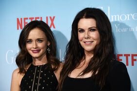 Alexis Bledel Lauren Graham Gilmore Girls: A Year In The Life premiere