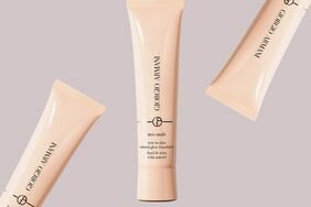 Neo Nude True-To-Skin Natural Glow Foundation