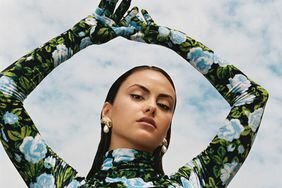 Camila-Mendes