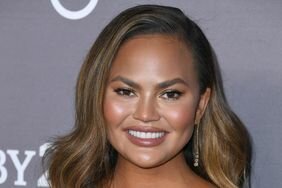 Chrissy Teigen's Hairstyles