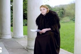 Sophie Turner - Sings "Hello" as Jon Snow