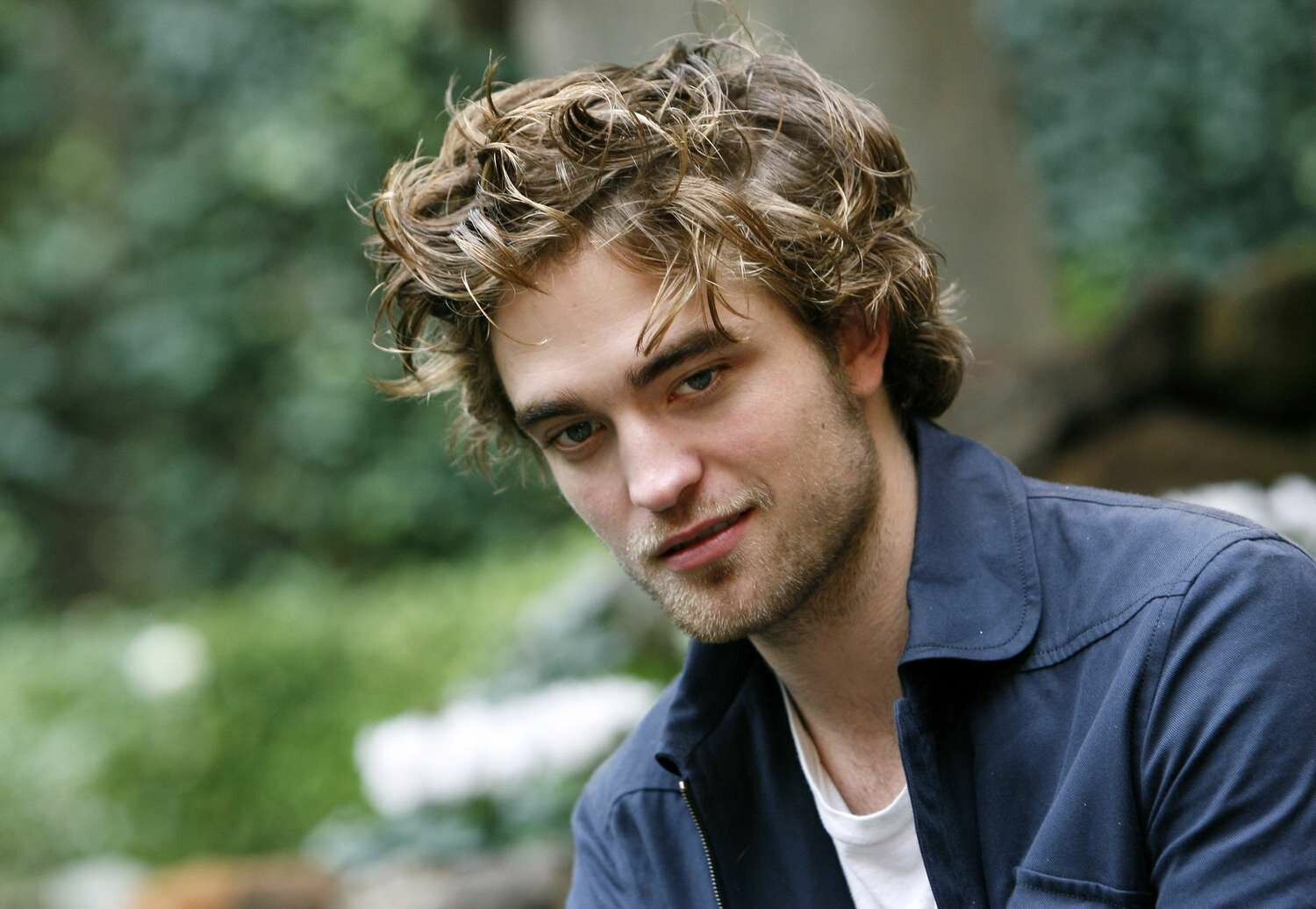 Robert Pattinson