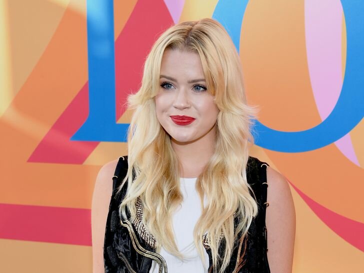 Ava Phillippe