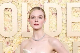 Elle Fanning Posing 2024 Golden Globes