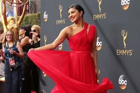 Priyanka Chopra Emmy Every Angle - Lead 2016