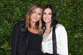 Jennifer Aniston and Courteney Cox