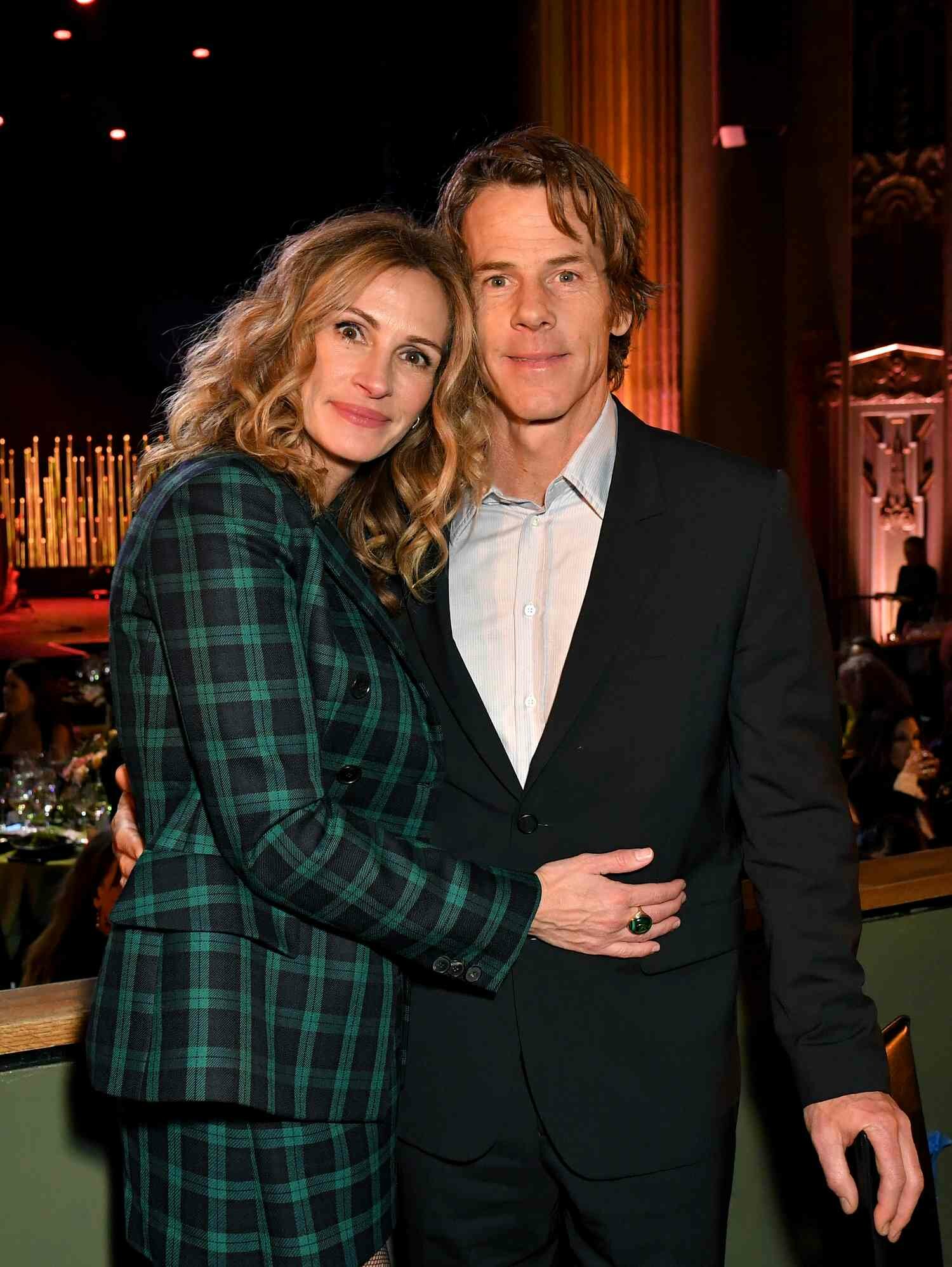 Julia Roberts and Danny Moder